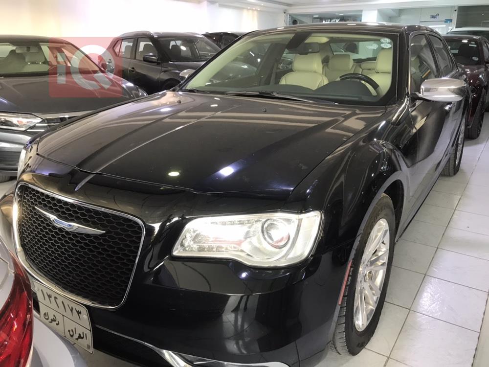 كرايسلر 300